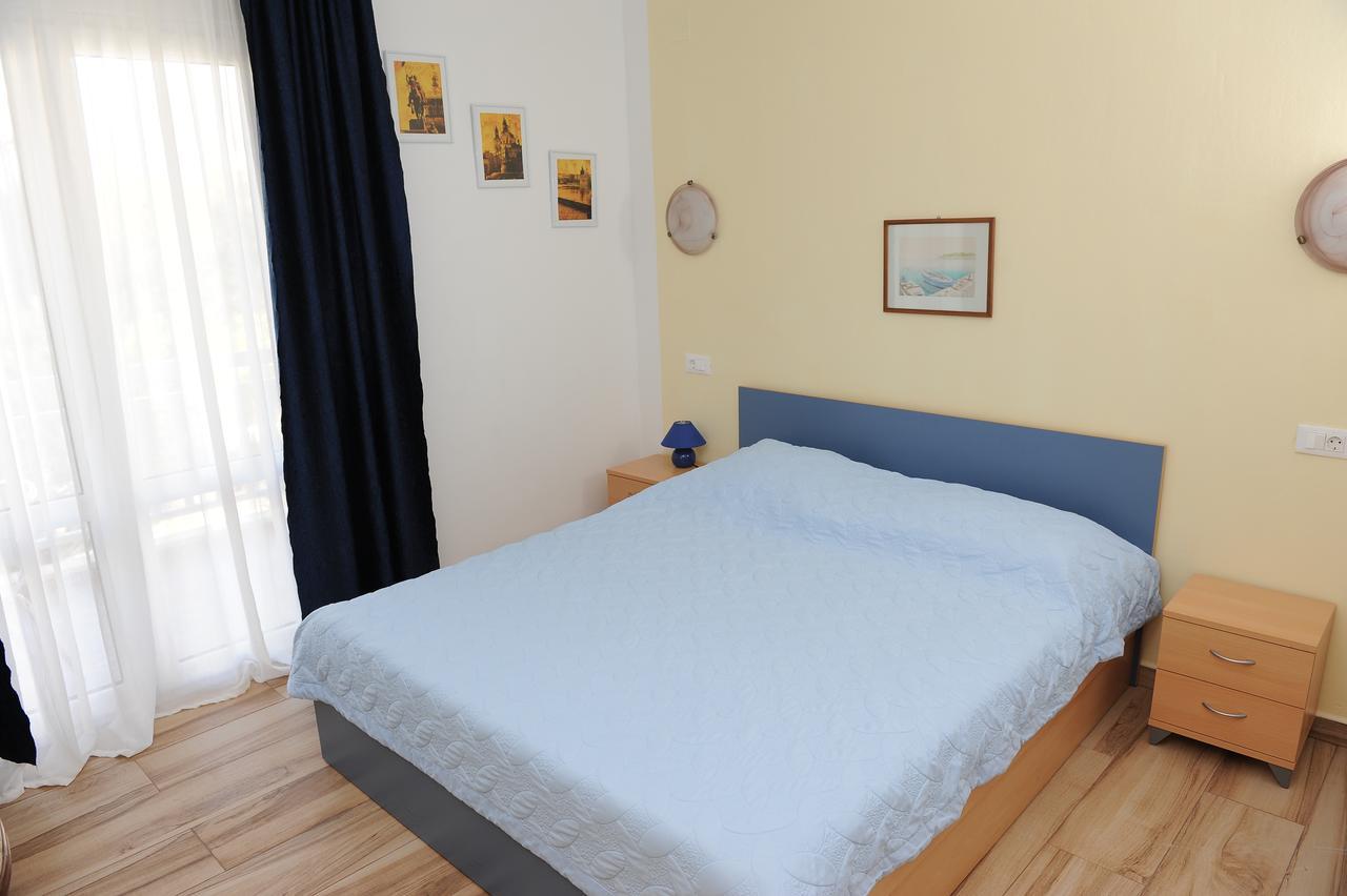 Apartments Loncar Gradac  Exterior foto